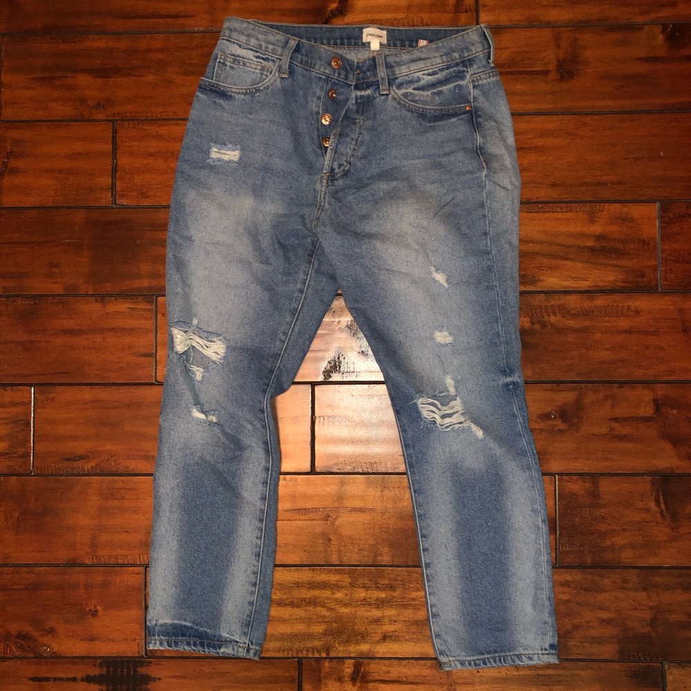 Sneakpeek Jeans